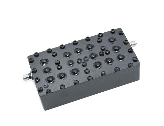 3705~3795MHz</p>대역 통과 필터