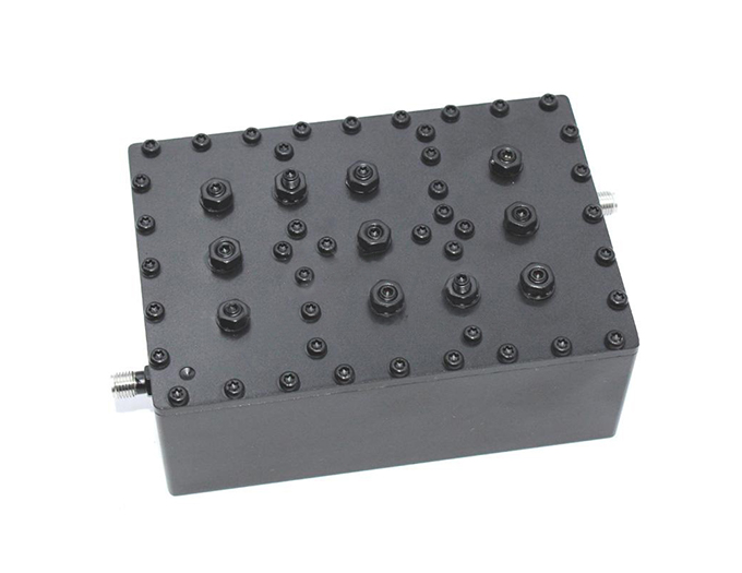 806~826MHz Bandpassfilter